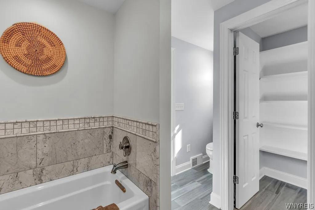 9630 High Street, Clarence, New York 14032, Clarence, New York 14032, 4 Bedrooms Bedrooms, 9 Rooms Rooms,2 BathroomsBathrooms,Residential,For Sale,9630 High Street, Clarence, New York 14032,0,B1680821