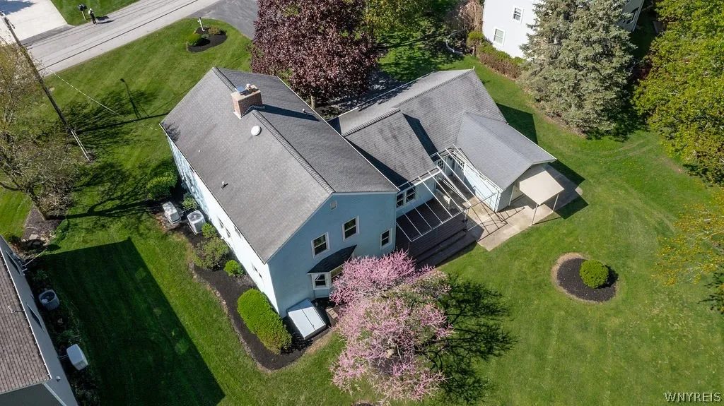 9630 High Street, Clarence, New York 14032, Clarence, New York 14032, 4 Bedrooms Bedrooms, 9 Rooms Rooms,2 BathroomsBathrooms,Residential,For Sale,9630 High Street, Clarence, New York 14032,0,B1680821