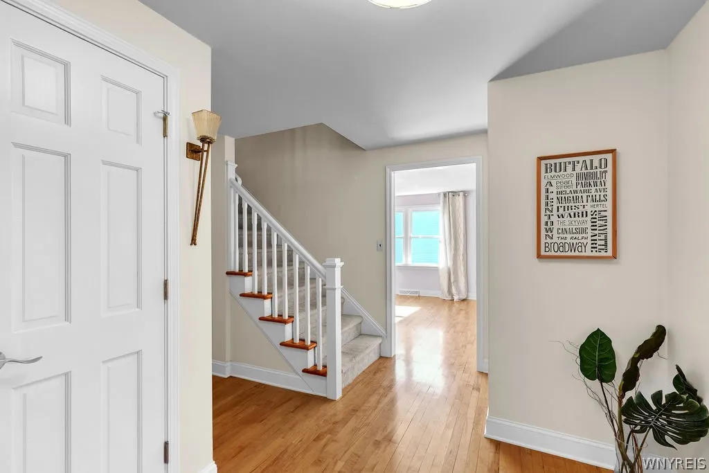 9630 High Street, Clarence, New York 14032, Clarence, New York 14032, 4 Bedrooms Bedrooms, 9 Rooms Rooms,2 BathroomsBathrooms,Residential,For Sale,9630 High Street, Clarence, New York 14032,0,B1680821