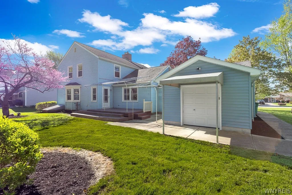 9630 High Street, Clarence, New York 14032, Clarence, New York 14032, 4 Bedrooms Bedrooms, 9 Rooms Rooms,2 BathroomsBathrooms,Residential,For Sale,9630 High Street, Clarence, New York 14032,0,B1680821