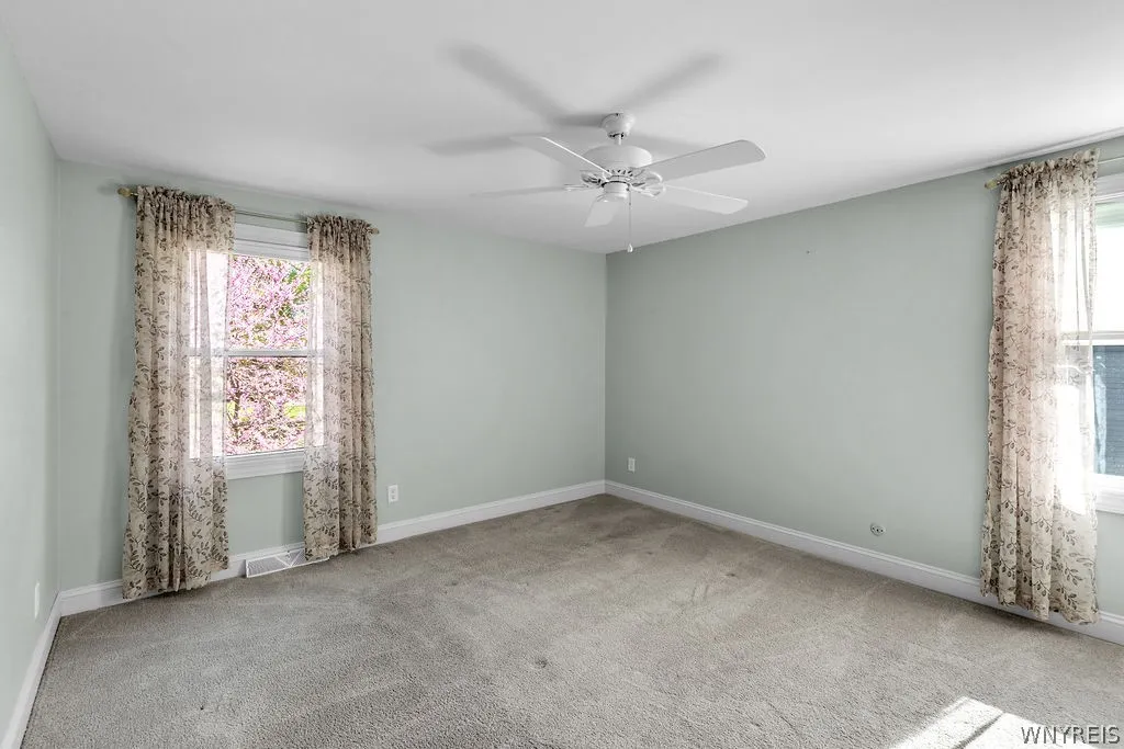9630 High Street, Clarence, New York 14032, Clarence, New York 14032, 4 Bedrooms Bedrooms, 9 Rooms Rooms,2 BathroomsBathrooms,Residential,For Sale,9630 High Street, Clarence, New York 14032,0,B1680821