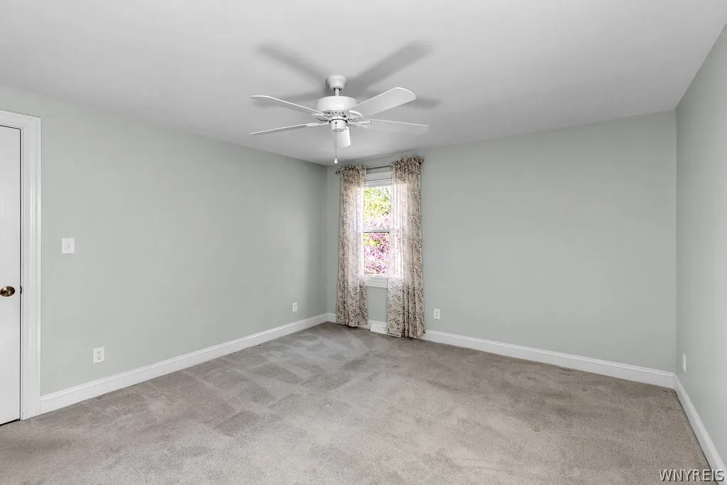 9630 High Street, Clarence, New York 14032, Clarence, New York 14032, 4 Bedrooms Bedrooms, 9 Rooms Rooms,2 BathroomsBathrooms,Residential,For Sale,9630 High Street, Clarence, New York 14032,0,B1680821