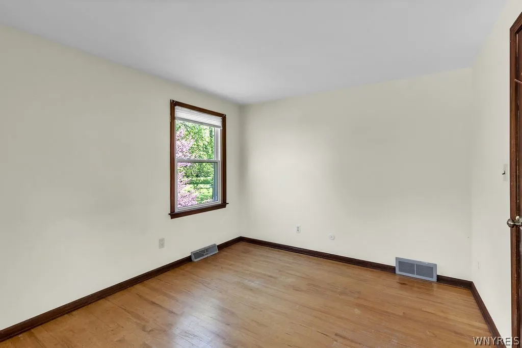 9630 High Street, Clarence, New York 14032, Clarence, New York 14032, 4 Bedrooms Bedrooms, 9 Rooms Rooms,2 BathroomsBathrooms,Residential,For Sale,9630 High Street, Clarence, New York 14032,0,B1680821