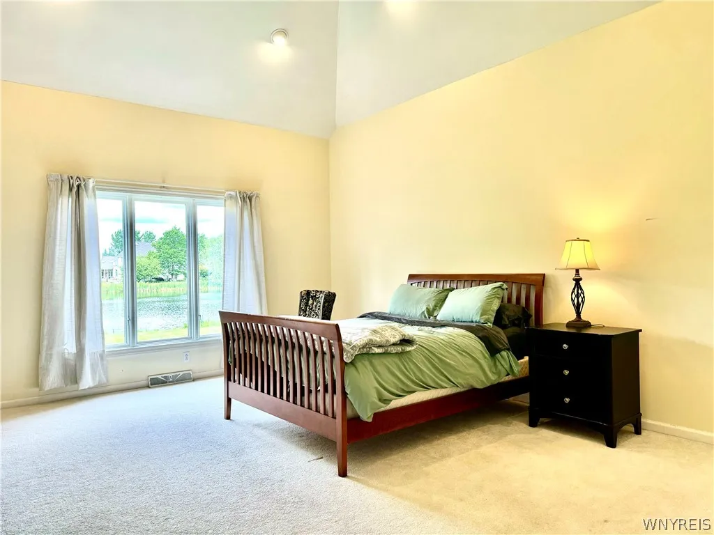 5458 Center Pine Lane, Clarence, New York 14221, Clarence, New York 14221, 4 Bedrooms Bedrooms, 9 Rooms Rooms,2 BathroomsBathrooms,Residential Lease,For Rent,5458 Center Pine Lane, Clarence, New York 14221,0,B1681975