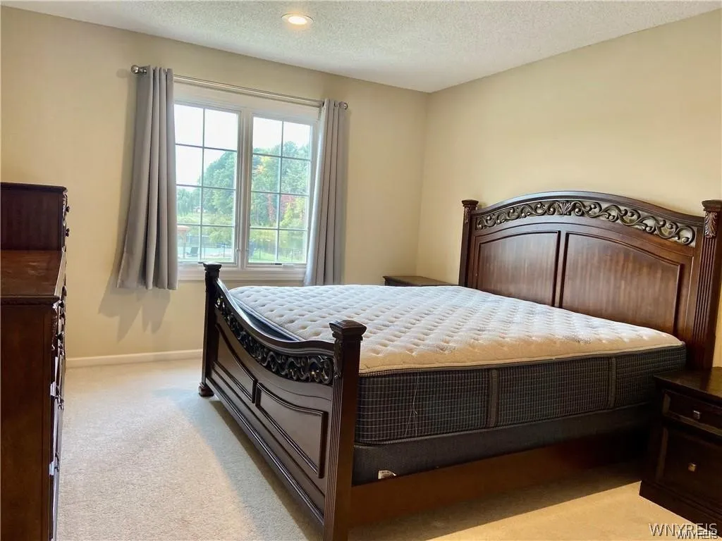5458 Center Pine Lane, Clarence, New York 14221, Clarence, New York 14221, 4 Bedrooms Bedrooms, 9 Rooms Rooms,2 BathroomsBathrooms,Residential Lease,For Rent,5458 Center Pine Lane, Clarence, New York 14221,0,B1681975