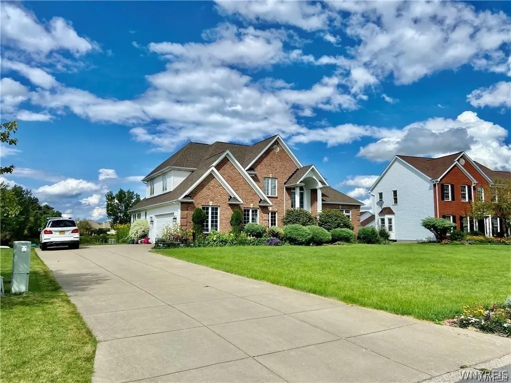 5458 Center Pine Lane, Clarence, New York 14221, Clarence, New York 14221, 4 Bedrooms Bedrooms, 9 Rooms Rooms,2 BathroomsBathrooms,Residential Lease,For Rent,5458 Center Pine Lane, Clarence, New York 14221,0,B1681975