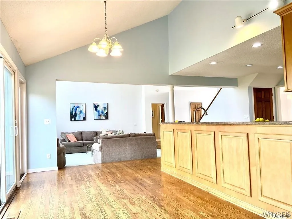 5458 Center Pine Lane, Clarence, New York 14221, Clarence, New York 14221, 4 Bedrooms Bedrooms, 9 Rooms Rooms,2 BathroomsBathrooms,Residential Lease,For Rent,5458 Center Pine Lane, Clarence, New York 14221,0,B1681975