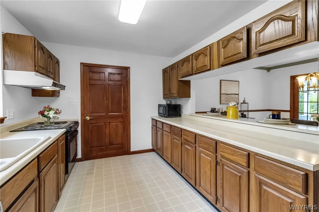 5409 Maelou Drive, Hamburg, New York 14075, Hamburg, New York 14075, 3 Bedrooms Bedrooms, 7 Rooms Rooms,2 BathroomsBathrooms,Residential,Closed,5409 Maelou Drive, Hamburg, New York 14075,0,B1681027