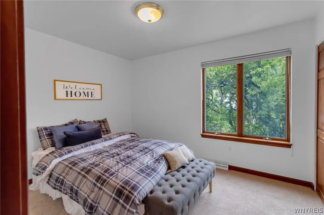 5409 Maelou Drive, Hamburg, New York 14075, Hamburg, New York 14075, 3 Bedrooms Bedrooms, 7 Rooms Rooms,2 BathroomsBathrooms,Residential,Closed,5409 Maelou Drive, Hamburg, New York 14075,0,B1681027