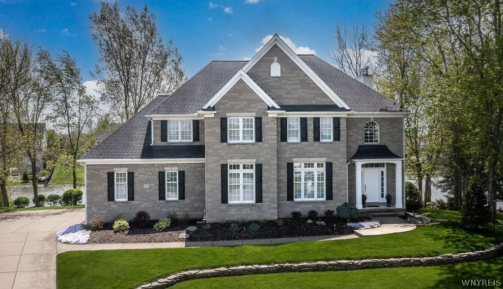 8760 Fairbrook Court, Clarence, New York 14051, Clarence, New York 14051, 4 Bedrooms Bedrooms, 19 Rooms Rooms,2 BathroomsBathrooms,Residential,For Sale,8760 Fairbrook Court, Clarence, New York 14051,0,B1682012