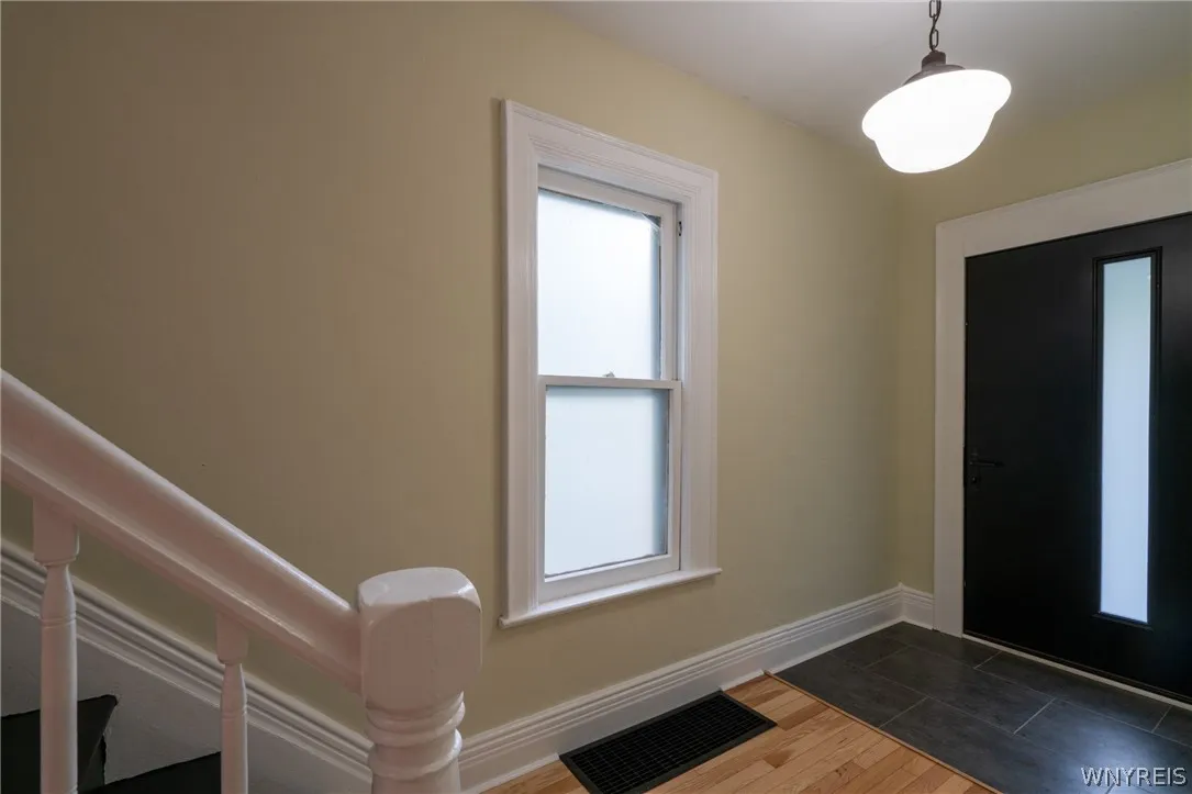 299 West Delavan Ave Avenue, Buffalo, New York 142, Buffalo, New York 14213, 4 Bedrooms Bedrooms, 7 Rooms Rooms,1 BathroomBathrooms,Residential,For Sale,299 West Delavan Ave Avenue, Buffalo, New York 142,0,B1681994