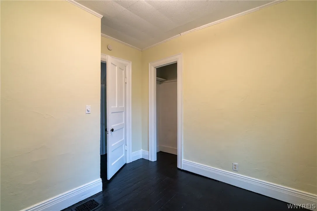 299 West Delavan Ave Avenue, Buffalo, New York 142, Buffalo, New York 14213, 4 Bedrooms Bedrooms, 7 Rooms Rooms,1 BathroomBathrooms,Residential,For Sale,299 West Delavan Ave Avenue, Buffalo, New York 142,0,B1681994