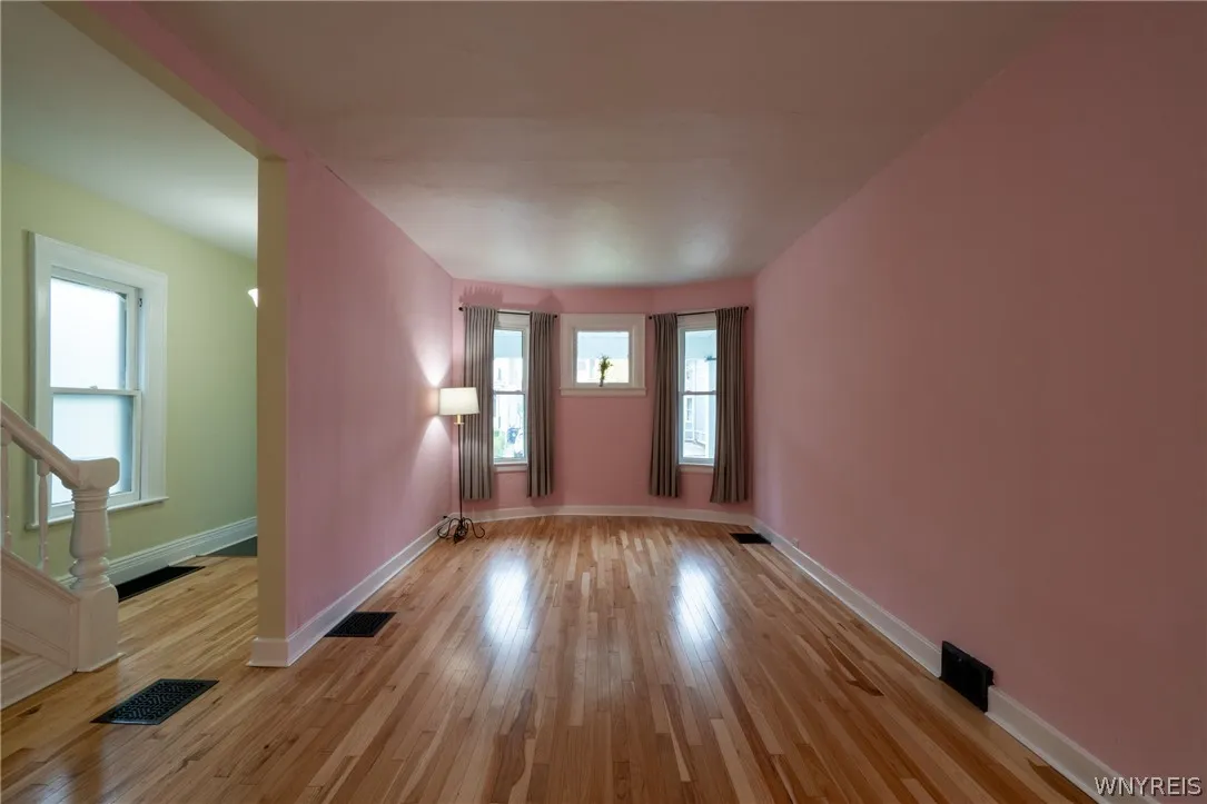 299 West Delavan Ave Avenue, Buffalo, New York 142, Buffalo, New York 14213, 4 Bedrooms Bedrooms, 7 Rooms Rooms,1 BathroomBathrooms,Residential,For Sale,299 West Delavan Ave Avenue, Buffalo, New York 142,0,B1681994