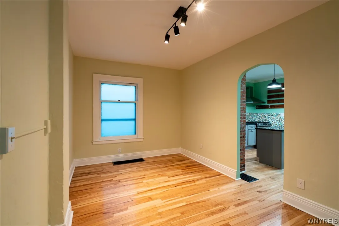 299 West Delavan Ave Avenue, Buffalo, New York 142, Buffalo, New York 14213, 4 Bedrooms Bedrooms, 7 Rooms Rooms,1 BathroomBathrooms,Residential,For Sale,299 West Delavan Ave Avenue, Buffalo, New York 142,0,B1681994