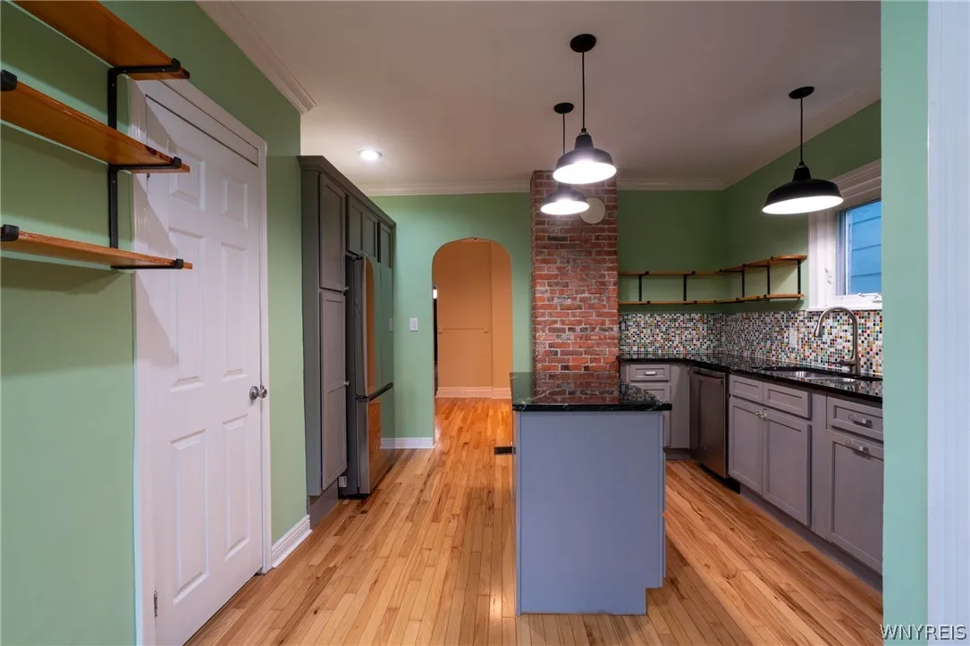 299 West Delavan Ave Avenue, Buffalo, New York 142, Buffalo, New York 14213, 4 Bedrooms Bedrooms, 7 Rooms Rooms,1 BathroomBathrooms,Residential,For Sale,299 West Delavan Ave Avenue, Buffalo, New York 142,0,B1681994