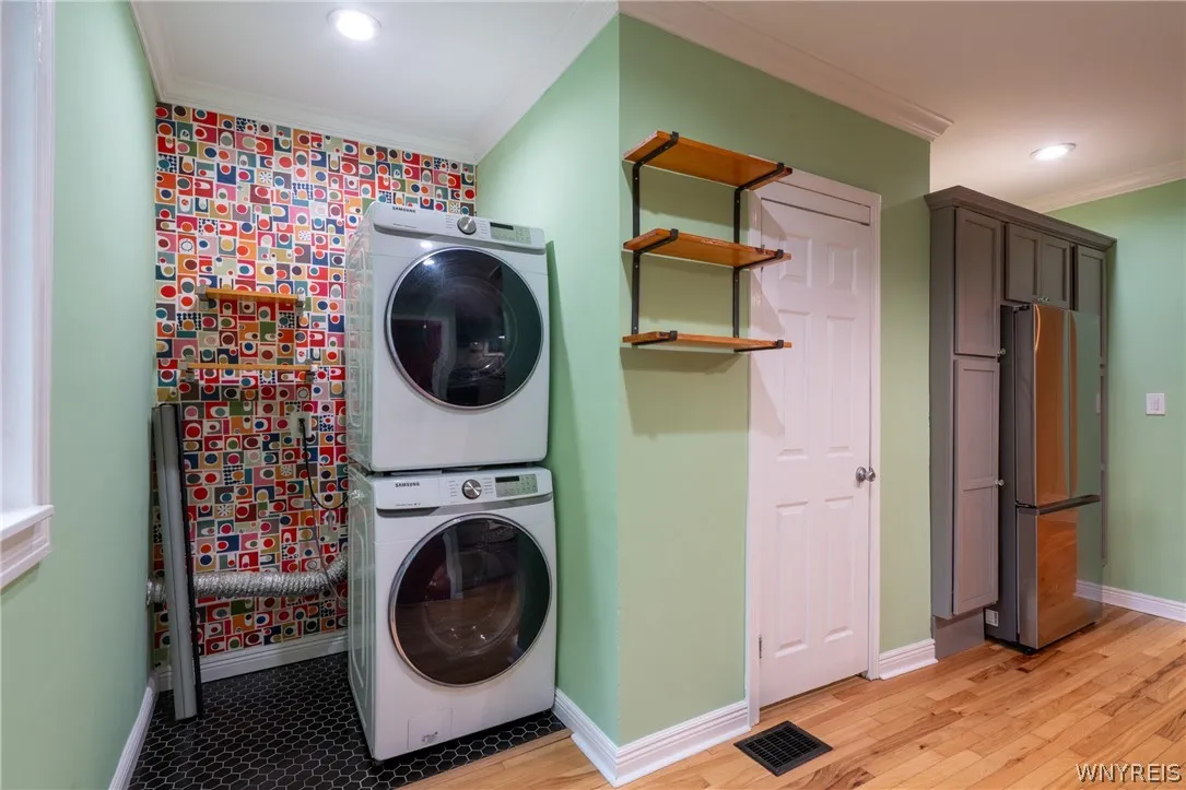 299 West Delavan Ave Avenue, Buffalo, New York 142, Buffalo, New York 14213, 4 Bedrooms Bedrooms, 7 Rooms Rooms,1 BathroomBathrooms,Residential,For Sale,299 West Delavan Ave Avenue, Buffalo, New York 142,0,B1681994