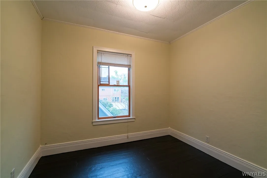 299 West Delavan Ave Avenue, Buffalo, New York 142, Buffalo, New York 14213, 4 Bedrooms Bedrooms, 7 Rooms Rooms,1 BathroomBathrooms,Residential,For Sale,299 West Delavan Ave Avenue, Buffalo, New York 142,0,B1681994