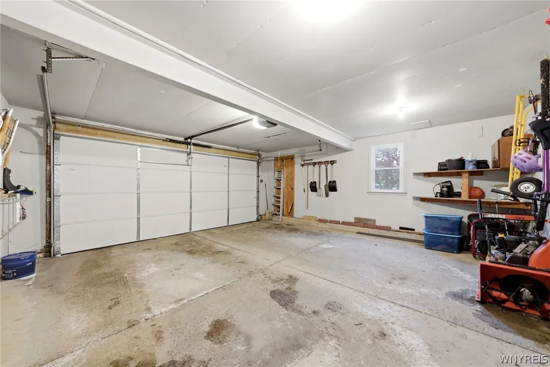 86 Tartan Lane, Amherst, New York 14221, Amherst, New York 14221, 3 Bedrooms Bedrooms, 7 Rooms Rooms,1 BathroomBathrooms,Residential,For Sale,86 Tartan Lane, Amherst, New York 14221,0,B1681650