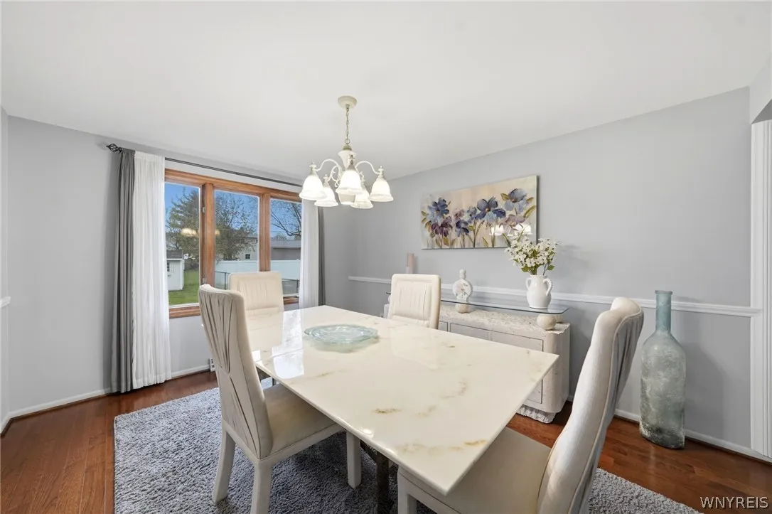 86 Tartan Lane, Amherst, New York 14221, Amherst, New York 14221, 3 Bedrooms Bedrooms, 7 Rooms Rooms,1 BathroomBathrooms,Residential,For Sale,86 Tartan Lane, Amherst, New York 14221,0,B1681650