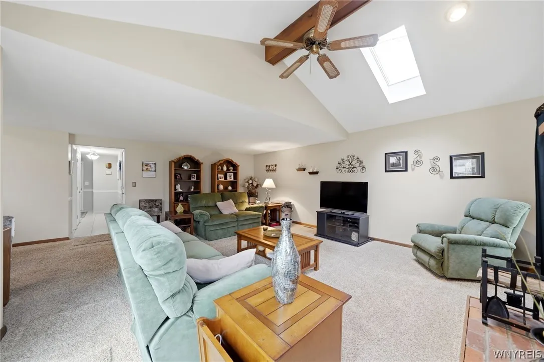 86 Tartan Lane, Amherst, New York 14221, Amherst, New York 14221, 3 Bedrooms Bedrooms, 7 Rooms Rooms,1 BathroomBathrooms,Residential,For Sale,86 Tartan Lane, Amherst, New York 14221,0,B1681650