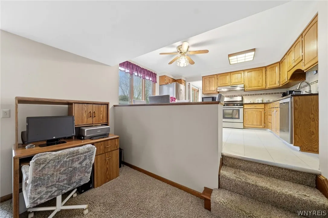 86 Tartan Lane, Amherst, New York 14221, Amherst, New York 14221, 3 Bedrooms Bedrooms, 7 Rooms Rooms,1 BathroomBathrooms,Residential,For Sale,86 Tartan Lane, Amherst, New York 14221,0,B1681650