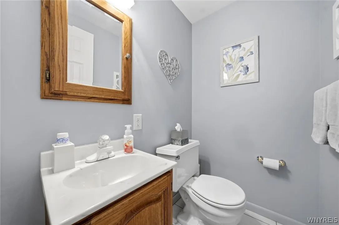 86 Tartan Lane, Amherst, New York 14221, Amherst, New York 14221, 3 Bedrooms Bedrooms, 7 Rooms Rooms,1 BathroomBathrooms,Residential,For Sale,86 Tartan Lane, Amherst, New York 14221,0,B1681650