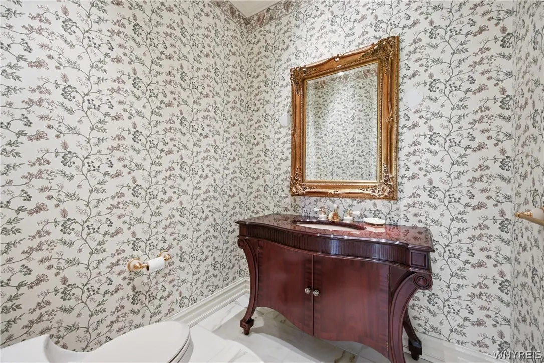 224 Village Pointe Lane, Amherst, New York 14221, Amherst, New York 14221, 4 Bedrooms Bedrooms, 10 Rooms Rooms,5 BathroomsBathrooms,Residential,For Sale,224 Village Pointe Lane, Amherst, New York 14221,0,B1682061