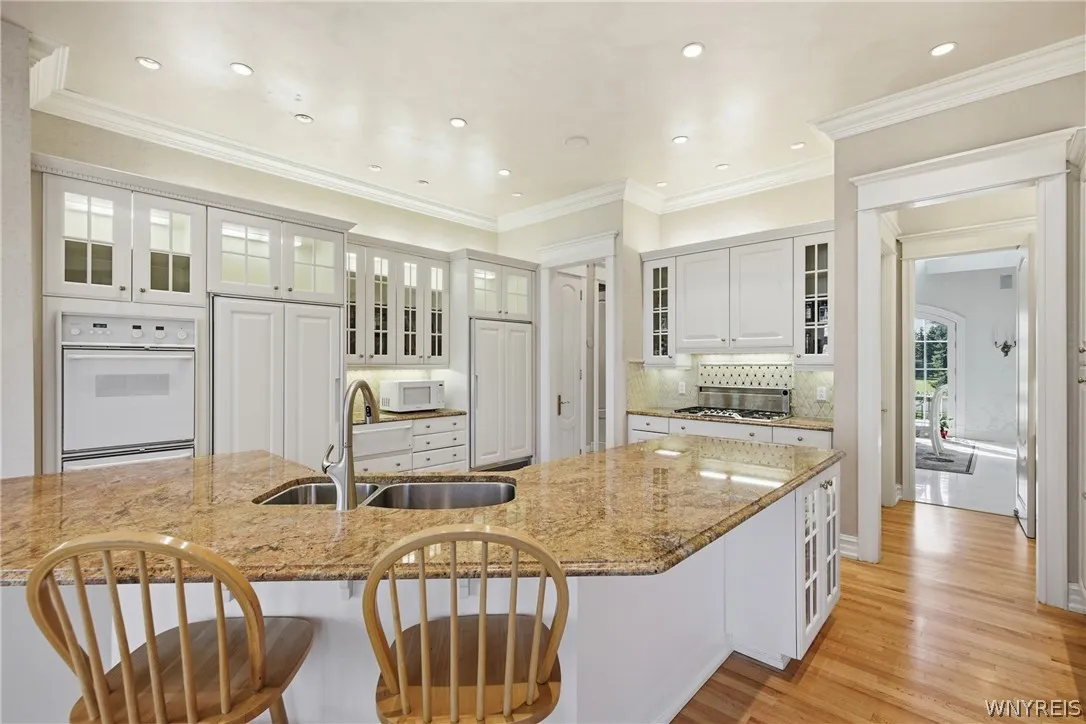 224 Village Pointe Lane, Amherst, New York 14221, Amherst, New York 14221, 4 Bedrooms Bedrooms, 10 Rooms Rooms,5 BathroomsBathrooms,Residential,For Sale,224 Village Pointe Lane, Amherst, New York 14221,0,B1682061