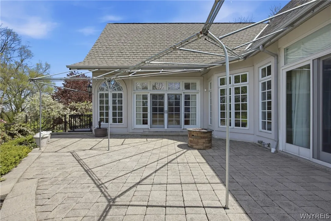 224 Village Pointe Lane, Amherst, New York 14221, Amherst, New York 14221, 4 Bedrooms Bedrooms, 10 Rooms Rooms,5 BathroomsBathrooms,Residential,For Sale,224 Village Pointe Lane, Amherst, New York 14221,0,B1682061