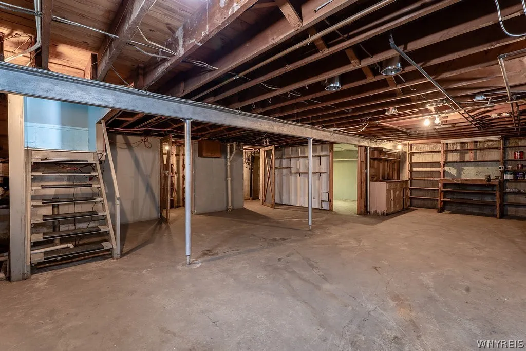 858 Wehrle Drive, Amherst, New York 14221, Amherst, New York 14221, 9 Bedrooms Bedrooms, ,4 BathroomsBathrooms,Residential,For Sale,858 Wehrle Drive, Amherst, New York 14221,0,B1681715
