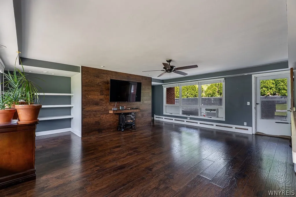 858 Wehrle Drive, Amherst, New York 14221, Amherst, New York 14221, 9 Bedrooms Bedrooms, ,4 BathroomsBathrooms,Residential,For Sale,858 Wehrle Drive, Amherst, New York 14221,0,B1681715