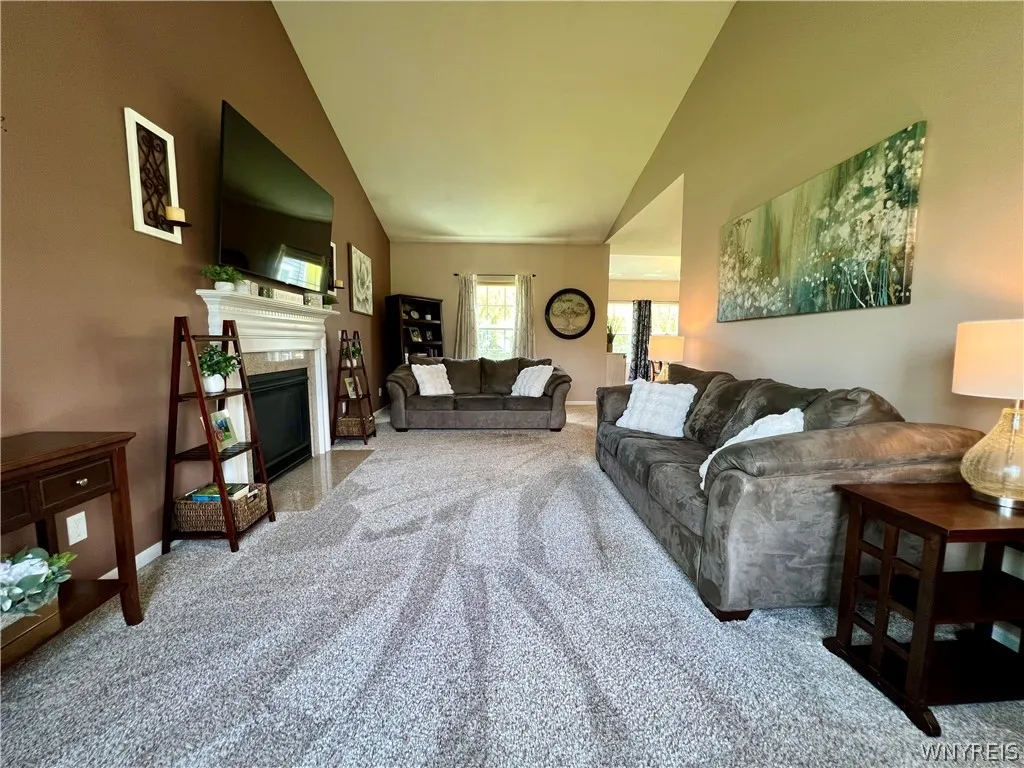 11 Airmont Drive, Orchard Park, New York 14127, Orchard Park, New York 14127, 4 Bedrooms Bedrooms, 9 Rooms Rooms,2 BathroomsBathrooms,Residential,For Sale,11 Airmont Drive, Orchard Park, New York 14127,0,B1673869