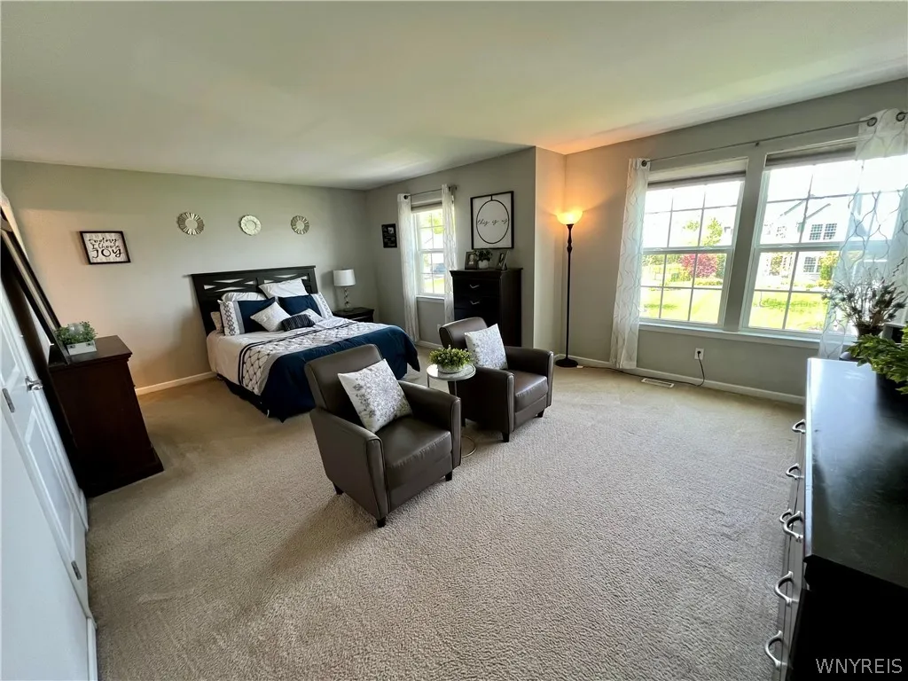 11 Airmont Drive, Orchard Park, New York 14127, Orchard Park, New York 14127, 4 Bedrooms Bedrooms, 9 Rooms Rooms,2 BathroomsBathrooms,Residential,For Sale,11 Airmont Drive, Orchard Park, New York 14127,0,B1673869