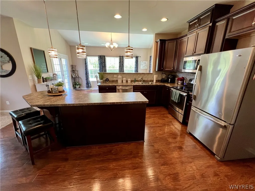 11 Airmont Drive, Orchard Park, New York 14127, Orchard Park, New York 14127, 4 Bedrooms Bedrooms, 9 Rooms Rooms,2 BathroomsBathrooms,Residential,For Sale,11 Airmont Drive, Orchard Park, New York 14127,0,B1673869