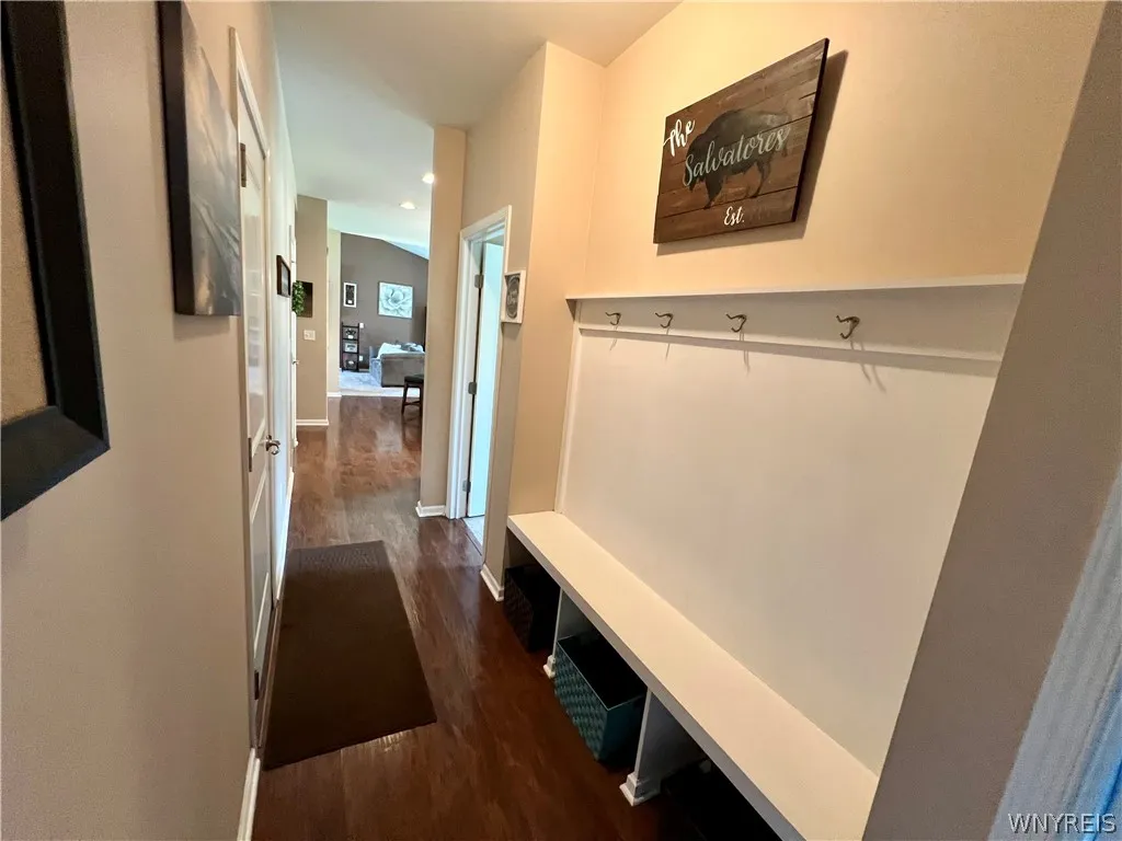11 Airmont Drive, Orchard Park, New York 14127, Orchard Park, New York 14127, 4 Bedrooms Bedrooms, 9 Rooms Rooms,2 BathroomsBathrooms,Residential,For Sale,11 Airmont Drive, Orchard Park, New York 14127,0,B1673869