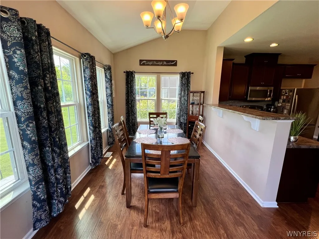 11 Airmont Drive, Orchard Park, New York 14127, Orchard Park, New York 14127, 4 Bedrooms Bedrooms, 9 Rooms Rooms,2 BathroomsBathrooms,Residential,For Sale,11 Airmont Drive, Orchard Park, New York 14127,0,B1673869