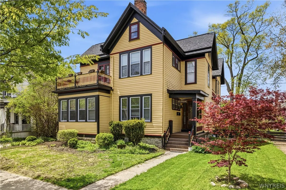180 Richmond Avenue, Buffalo, New York 14222, Buffalo, New York 14222, 7 Bedrooms Bedrooms, ,4 BathroomsBathrooms,Residential,For Sale,180 Richmond Avenue, Buffalo, New York 14222,0,B1676154
