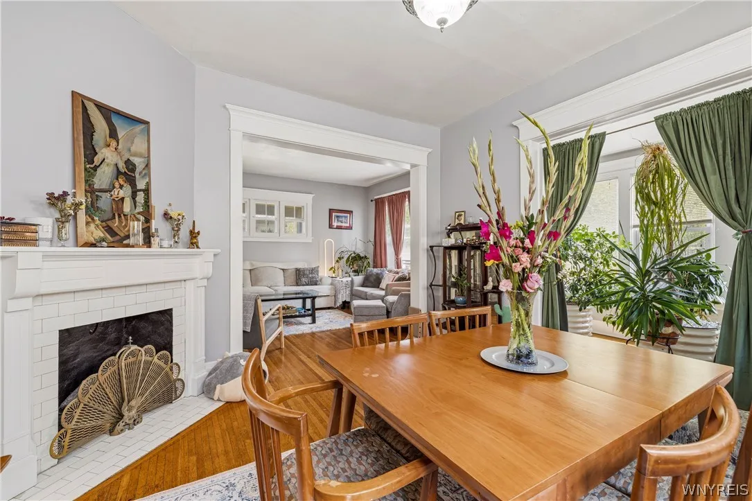 180 Richmond Avenue, Buffalo, New York 14222, Buffalo, New York 14222, 7 Bedrooms Bedrooms, ,4 BathroomsBathrooms,Residential,For Sale,180 Richmond Avenue, Buffalo, New York 14222,0,B1676154