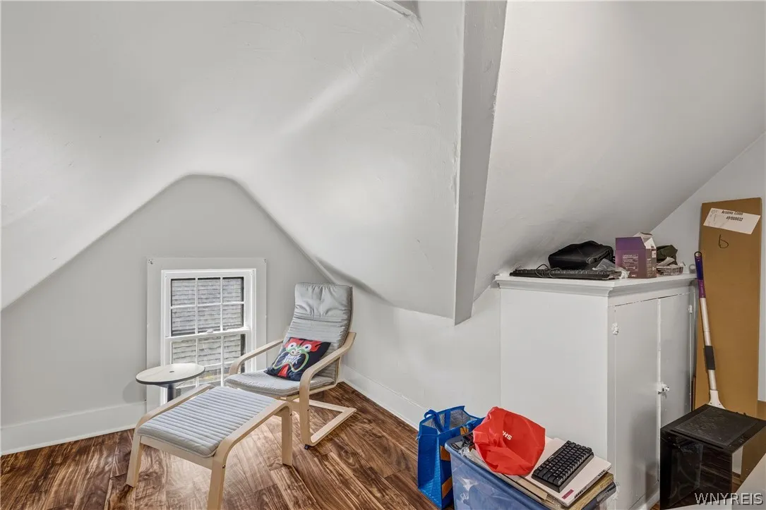 180 Richmond Avenue, Buffalo, New York 14222, Buffalo, New York 14222, 7 Bedrooms Bedrooms, ,4 BathroomsBathrooms,Residential,For Sale,180 Richmond Avenue, Buffalo, New York 14222,0,B1676154