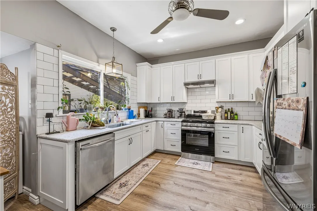 180 Richmond Avenue, Buffalo, New York 14222, Buffalo, New York 14222, 7 Bedrooms Bedrooms, ,4 BathroomsBathrooms,Residential,For Sale,180 Richmond Avenue, Buffalo, New York 14222,0,B1676154