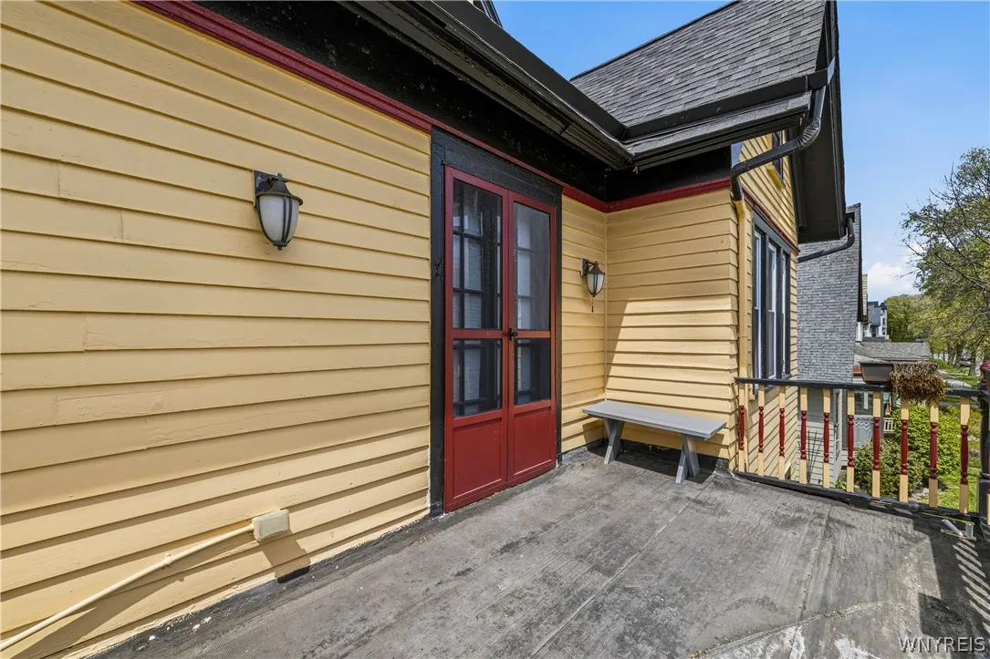 180 Richmond Avenue, Buffalo, New York 14222, Buffalo, New York 14222, 7 Bedrooms Bedrooms, ,4 BathroomsBathrooms,Residential,For Sale,180 Richmond Avenue, Buffalo, New York 14222,0,B1676154