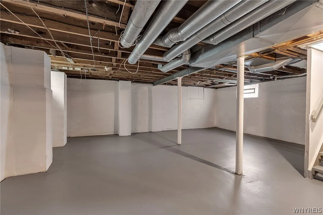 380 Springville Avenue, Amherst, New York 14226, Amherst, New York 14226, 3 Bedrooms Bedrooms, 5 Rooms Rooms,1 BathroomBathrooms,Residential,For Sale,380 Springville Avenue, Amherst, New York 14226,0,B1682271