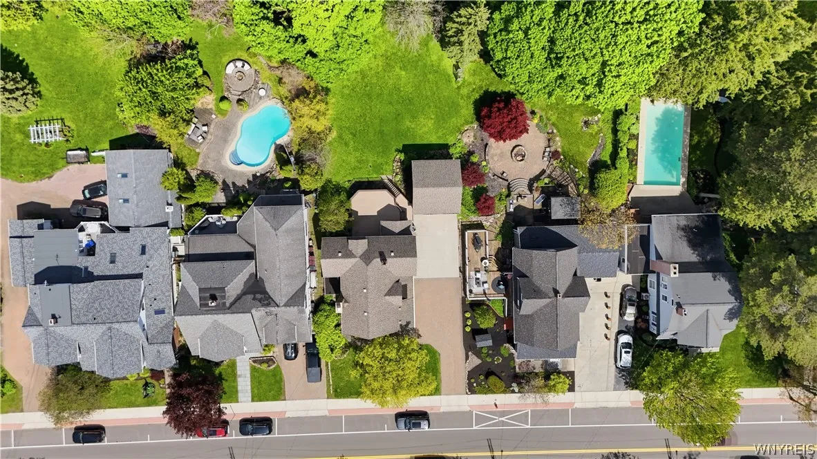 6420 West Quaker Street, Orchard Park, New York 14, Orchard Park, New York 14127, 4 Bedrooms Bedrooms, 9 Rooms Rooms,1 BathroomBathrooms,Residential,For Sale,6420 West Quaker Street, Orchard Park, New York 14,0,B1680926