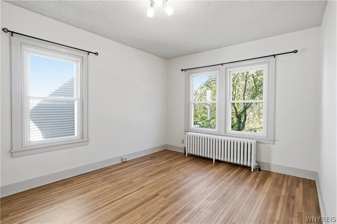 6420 West Quaker Street, Orchard Park, New York 14, Orchard Park, New York 14127, 4 Bedrooms Bedrooms, 9 Rooms Rooms,1 BathroomBathrooms,Residential,For Sale,6420 West Quaker Street, Orchard Park, New York 14,0,B1680926