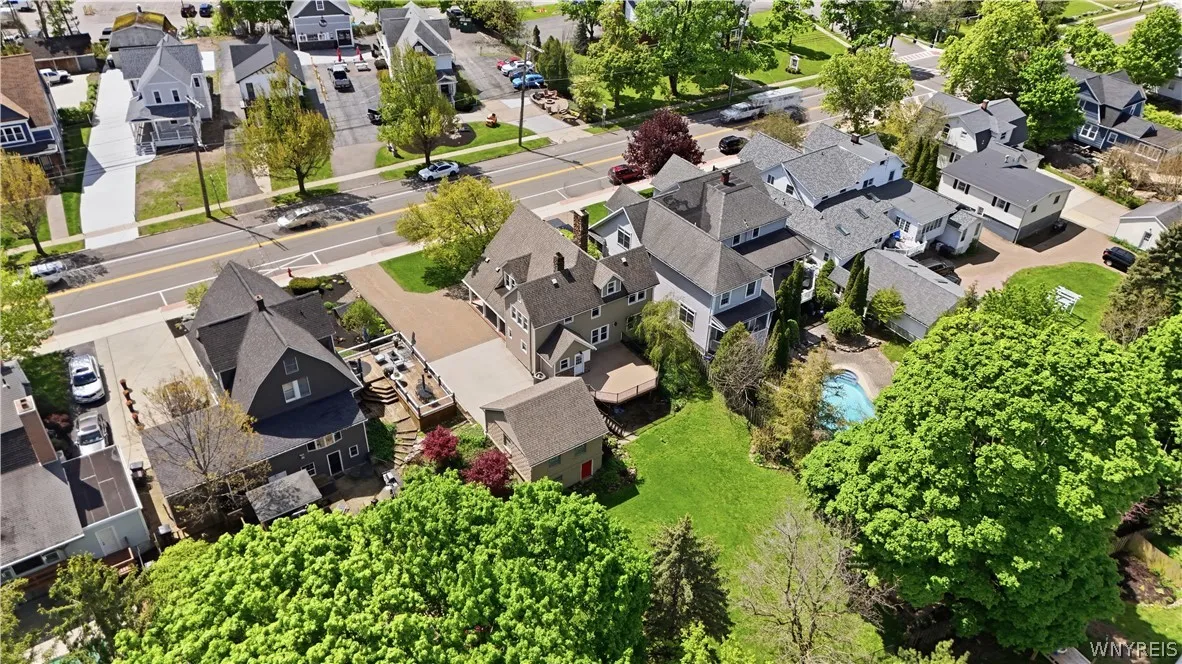 6420 West Quaker Street, Orchard Park, New York 14, Orchard Park, New York 14127, 4 Bedrooms Bedrooms, 9 Rooms Rooms,1 BathroomBathrooms,Residential,For Sale,6420 West Quaker Street, Orchard Park, New York 14,0,B1680926