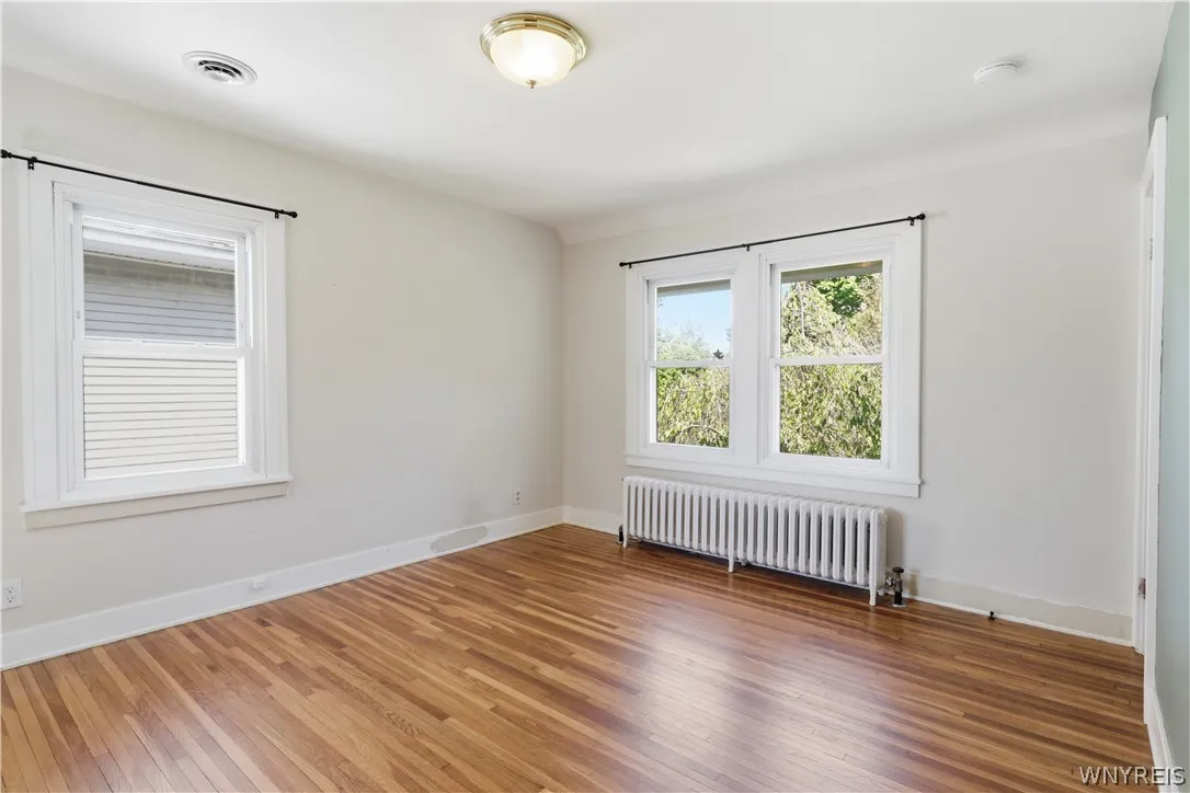 6420 West Quaker Street, Orchard Park, New York 14, Orchard Park, New York 14127, 4 Bedrooms Bedrooms, 9 Rooms Rooms,1 BathroomBathrooms,Residential,For Sale,6420 West Quaker Street, Orchard Park, New York 14,0,B1680926