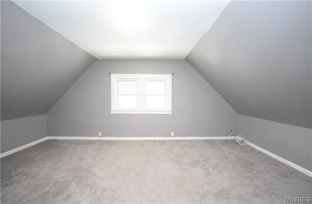 64 Ontario Street, Buffalo, New York 14207, Buffalo, New York 14207, 4 Bedrooms Bedrooms, ,2 BathroomsBathrooms,Residential,For Sale,64 Ontario Street, Buffalo, New York 14207,0,B1682606