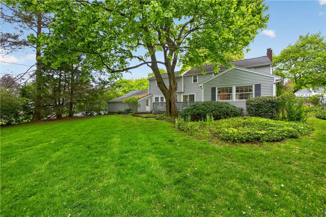 33 Hawley Dr Drive, Webster, New York 14580, Webster, New York 14580, 4 Bedrooms Bedrooms, 8 Rooms Rooms,1 BathroomBathrooms,Residential,For Sale,33 Hawley Dr Drive, Webster, New York 14580,0,R1682632