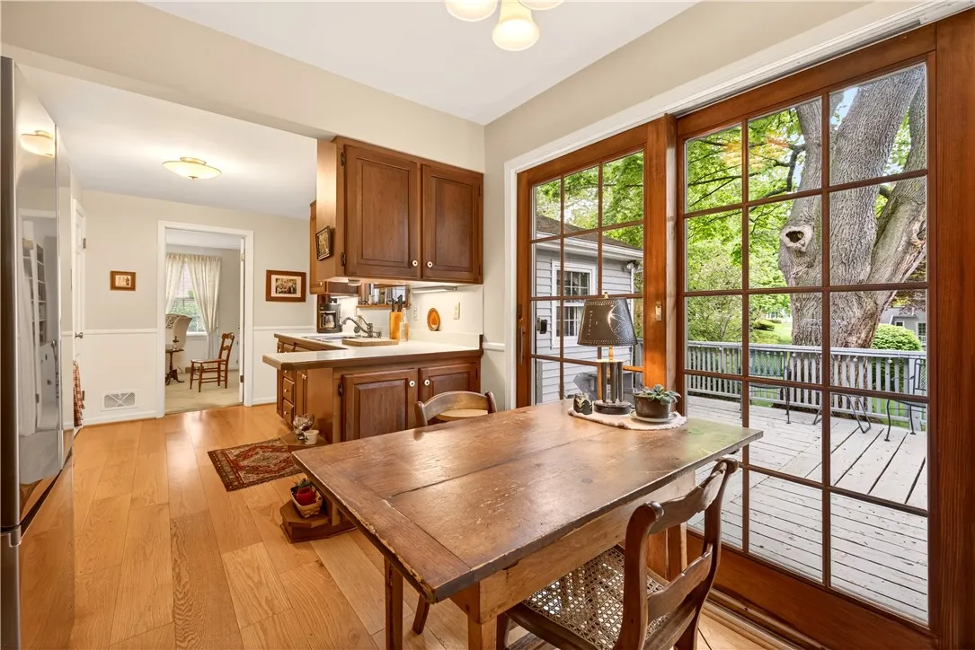 33 Hawley Dr Drive, Webster, New York 14580, Webster, New York 14580, 4 Bedrooms Bedrooms, 8 Rooms Rooms,1 BathroomBathrooms,Residential,For Sale,33 Hawley Dr Drive, Webster, New York 14580,0,R1682632