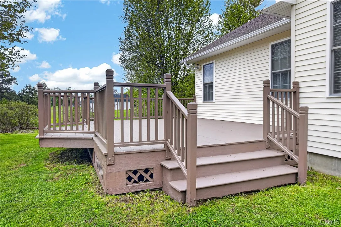 7338 Railroad St, Marcy, New York 13469, Marcy, New York 13469, 3 Bedrooms Bedrooms, 10 Rooms Rooms,2 BathroomsBathrooms,Residential,For Sale,7338 Railroad St, Marcy, New York 13469,0,S1680790